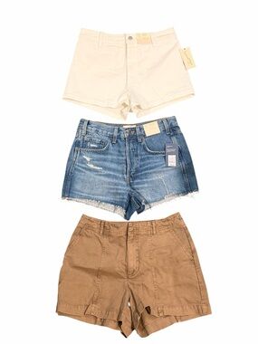 Target Universal Thread Short Bundle Size 8 NWT NWOT Women’s